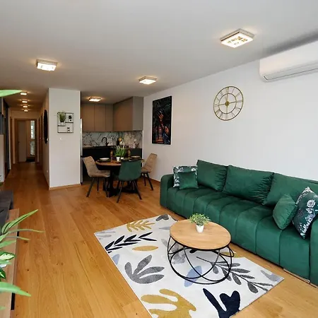 Carruba Apartment